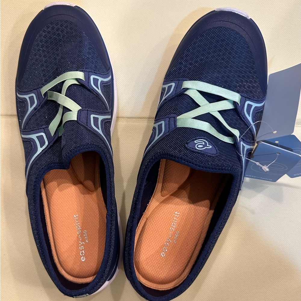 Easy Spirit Women's Navy and Mint Sneakers